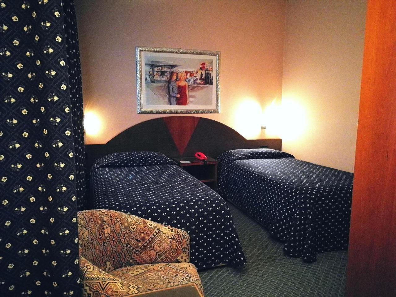 Hotel Rosa Abano Terme Habitación foto